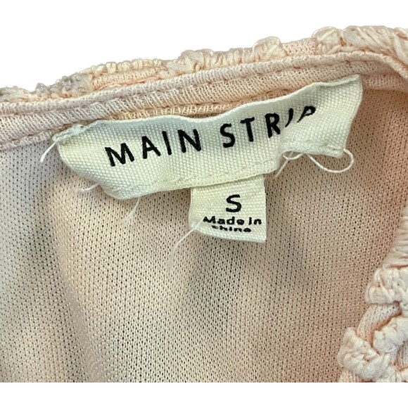 Main Strip | Blush Peach Crocheted Sheath Dress | Small - Picture 10 of 11